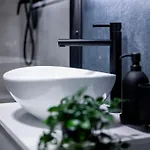 Downtown Riverfront Apartment Budapest