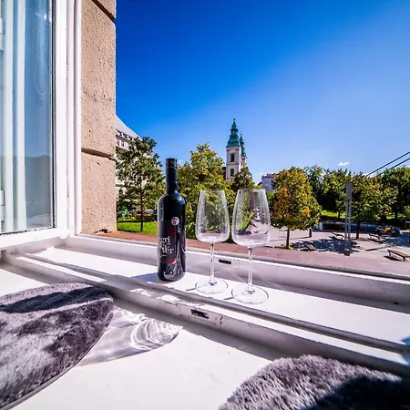 Downtown Riverfront *