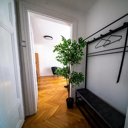 Downtown Riverfront Apartment